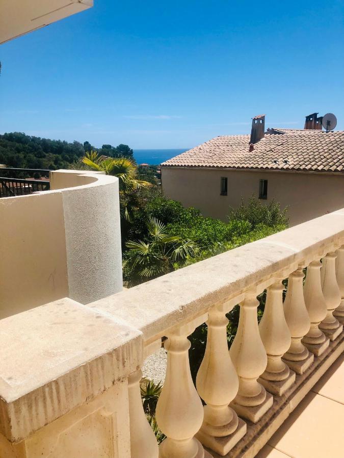 Mon Appart Avec Terrasse Et Piscine Roquebrune-Cap-Martin Eksteriør billede